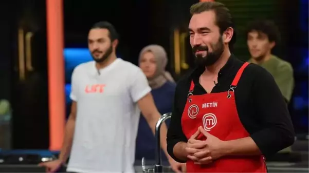 MasterChef Türkiye 2022 şampiyonu Metin Yavuz evlendi, eşi güzelliğiyle büyüledi