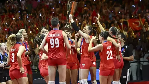 Filenin Sultanları, rüya takıma 5 voleybolcu gönderdi! Eda Erdem yıllar sonra ilki yaşadı