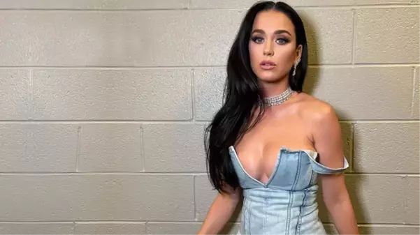 Amerikalı şarkıcı Katy Perry müzik haklarını 225 milyon dolara sattı