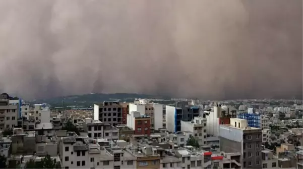 İran'da kum fırtınası nedeniyle binlerce kişi hastanelik oldu