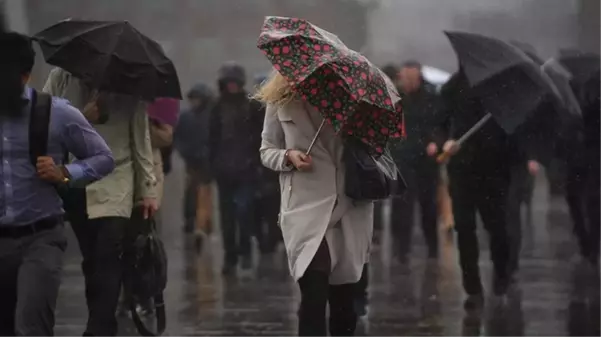 İstanbul Valiliği'nden akşam saatlerinde fırtına uyarısı