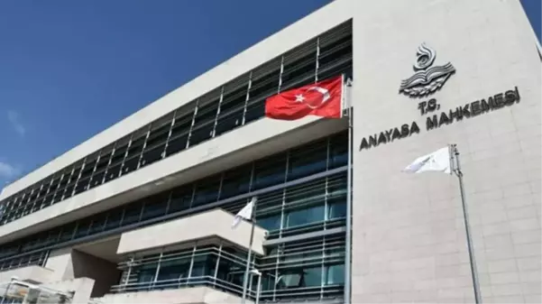 Anayasa Mahkemesi, dezenformasyon yasasının iptal istemini oy çokluğu ile reddetti