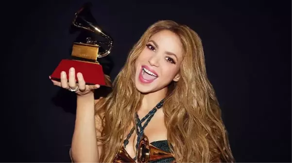 Shakira, Pique'ye salladığı şarkıyla Latin Grammy'i kazandı! Asıl bomba ödülü takdim eden isim