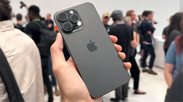 Apple, Türkiye fiyatlarına zam yaptı! En pahalı iPhone 100 bin TL'ye çıktı