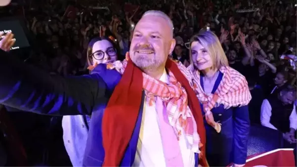 AK Parti'nin İzmir'de kazandığı tek ilçe olan Menemen'de coşkulu kutlama