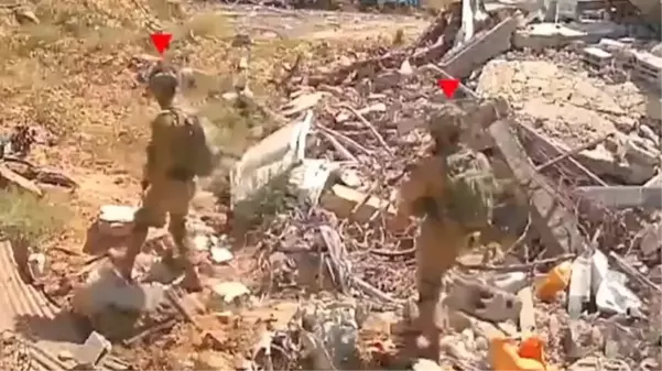 Hamas, Gazze'de İsrail askerlerini gafil avladı! Pusu anı kamerada