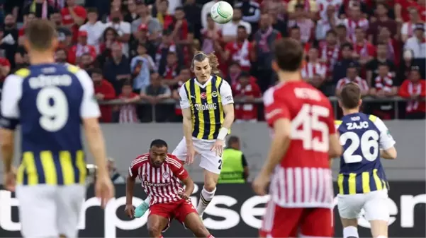 Tur İstanbul'a kaldı! Fenerbahçe, Olympiakos'a deplasmanda 3-2 yenildi