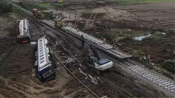 Çorlu tren kazası davasında karar: TCDD Bölge Müdürü Nihat Aslan'a 15 yıl, bölge bakım müdürü Mümin Karasu'ya 17,6 yıl hapis cezası