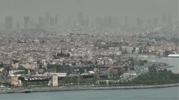 Yurt genelinde çöl tozu etkisi sürüyor! Meteoroloji'den 35 ile sarı kodlu uyarı