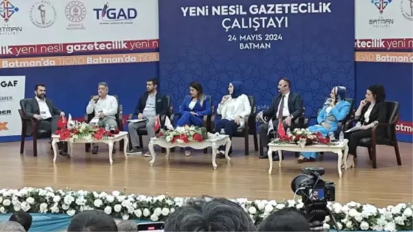 Dijital medyanın geleceği, Yeni Nesil Gazetecilik Çalıştayı'nda tartışıldı! Basın kanununda düzenleme ve sosyal medya çağrısı