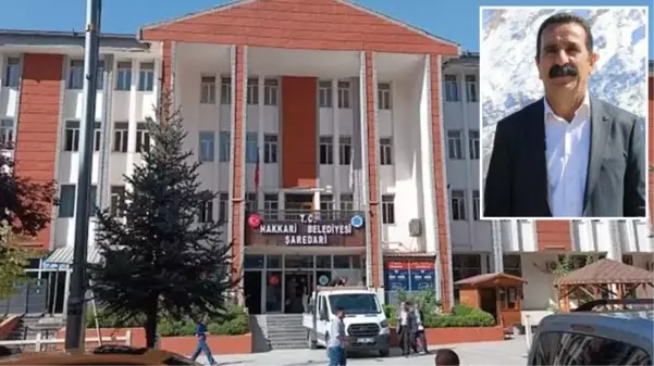 Hakkari Belediyesi Eş Başkanı Mehmet Akış gözaltına alındı! Polis belediyede arama yapıyor