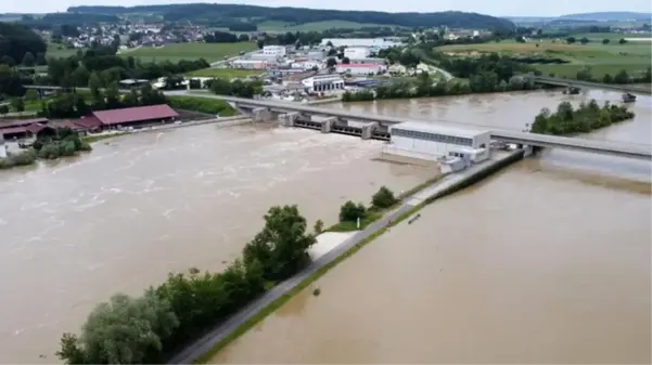 Almanya'yı sel vurdu, Tuna Nehri taştı: 5 ölü