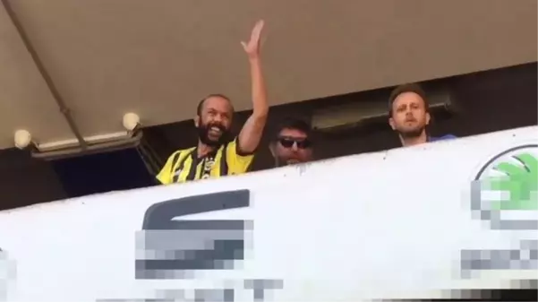 Oyuncu Sarp Akkaya, Fenerbahçe seçimleri sırasında kongre üyelerine küfretti