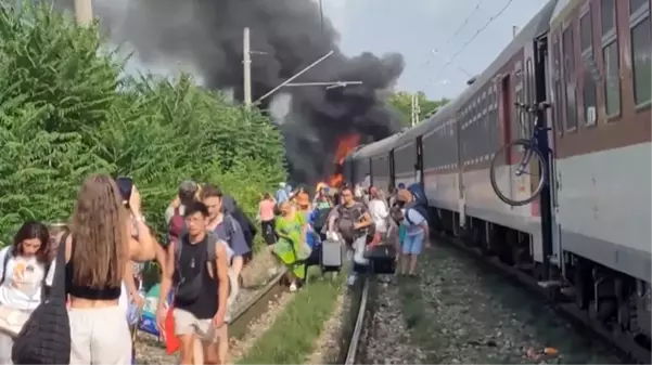 Slovakya'da otobüsle yolcu treni çarpıştı: 5 ölü