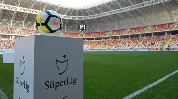 Süper Lig'in logosu ve şampiyonluk kupası değişti