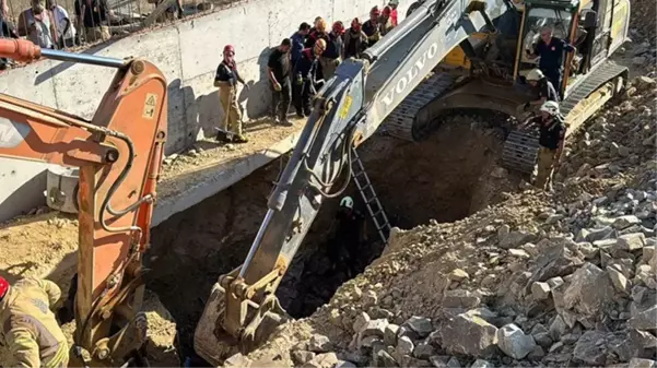 Tuzla'da iki işçinin hayatını kaybettiği göçük faciasında 4 gözaltı