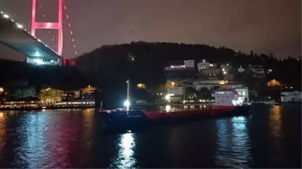 İstanbul Boğazı'nda tanker arızası: Gemi trafiği çift yönlü ve geçici olarak askıya alındı