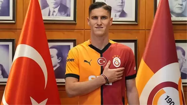 Galatasaray'ın yeni transferi Roland Sallai, sahaya çıkmadan tarihe geçti