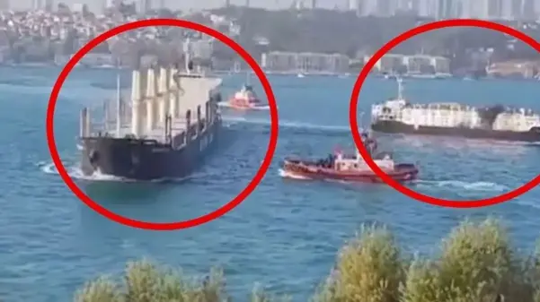 İstanbul Boğazı'nda 2 yük gemisi çarpıştı