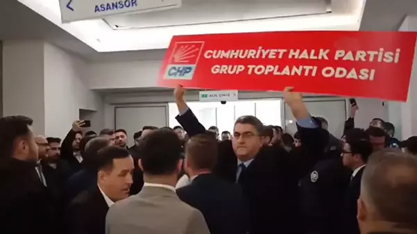 Esenyurt Belediyesi'nde CHP'li üyelere kayyum engeli