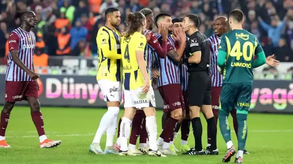 Trabzonspor-Fenerbahçe maçında topun oyunda kaldığı süre çok konuşulur