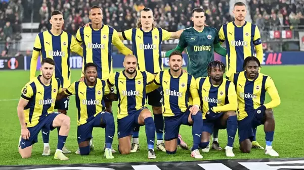 Fenerbahçe'nin yıldızı maçın başında sakatlandı