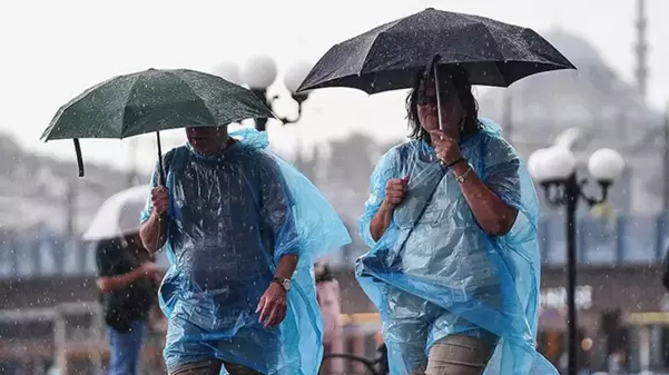 Hava durumu nasıl olacak? İstanbul'a su baskını uyarısı