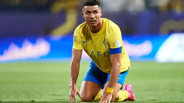 Ronaldo'nun başı botoksu yüzünden derde girdi