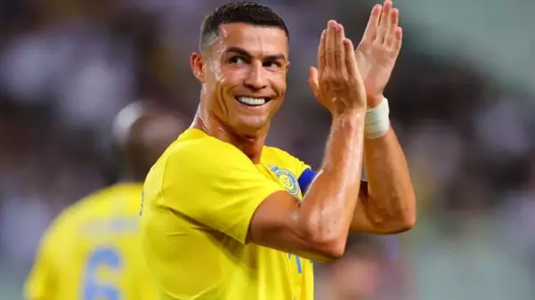 Ronaldo Asya Şampiyonlar Ligi'nde double yaptı, Al-Nassr rahat kazandı