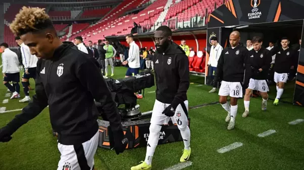 Beşiktaş'ta Arthur Masuaku cezalı duruma düştü