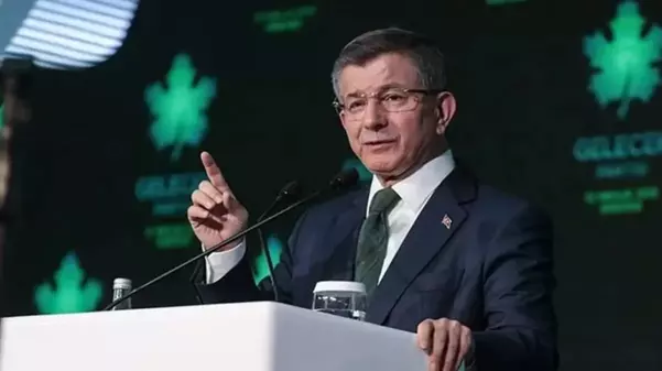 Davutoğlu: Esad, Erdoğan'a verdiği küstah cevapların bedelini ödüyor