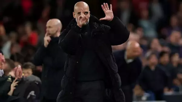 Pep Guardiola'dan Liverpool taraftarına olay hareket