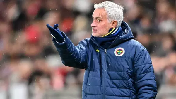 Jose Mourinho, eski öğrencisine telefon açtı