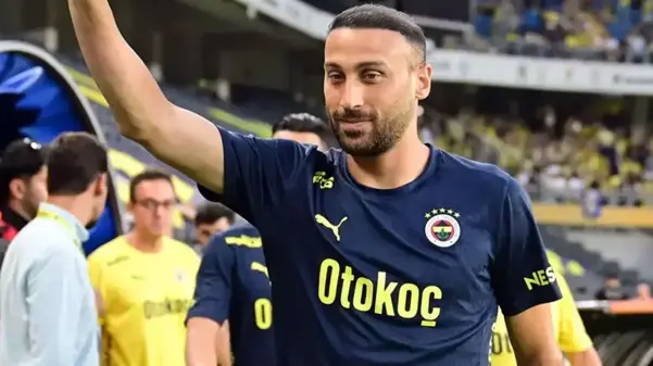 Cenk Tosun Fenerbahçe'den ayrılıyor