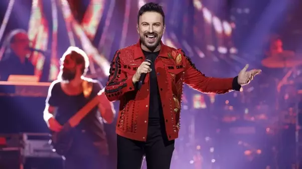 Tarkan, Cumhuriyet'in 100. yılı ve Atatürk için marş besteledi