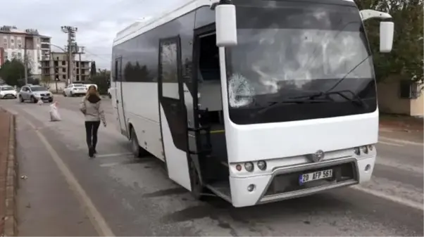 Antalya'da Midibüs Kazası: Bir Kişi Hayatını Kaybetti