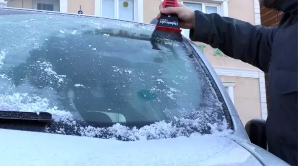 Termometrelerin eksi 15'i gördüğü Kars donuyor