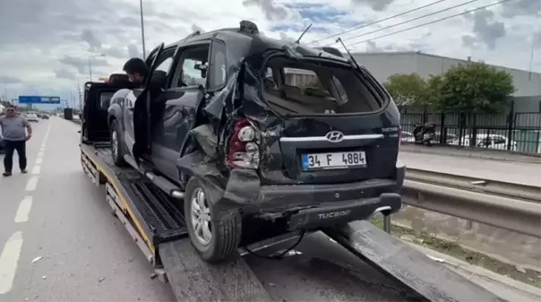 Halk Otobüsü Şoförü Kucağındaki Çocukla Araç Kullandı