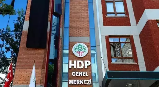 HDP'nin üç belediye başkanı terör soruşturmasında gözaltına alındı