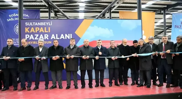 Sultanbeyli'de Kapalı Pazar Alanı Hizmete Açıldı