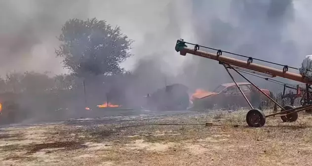 Uzunköprü'de Anız Yangınında 500 Dönüm Arazi Zarar Gördü