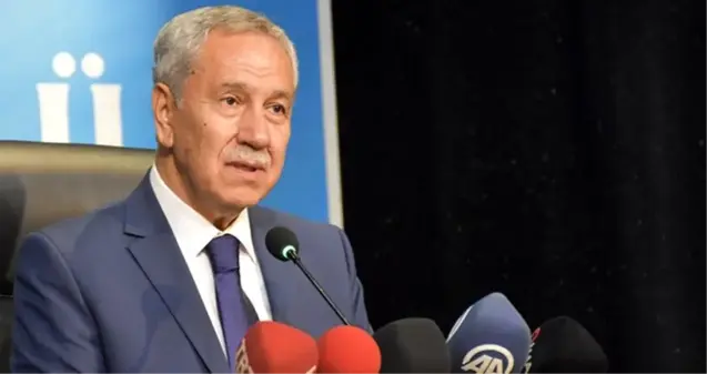 Bülent Arınç'tan yeni parti kuracağı konuşulan Gül, Davutoğlu ve Babacan hakkında yorum