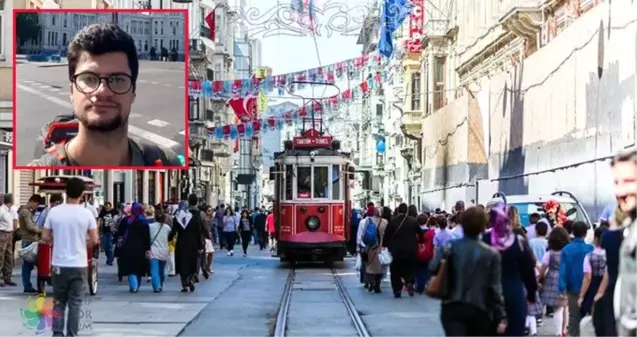 Taksim'de tramvay durağında oturan genci bıçaklayarak öldürdüler