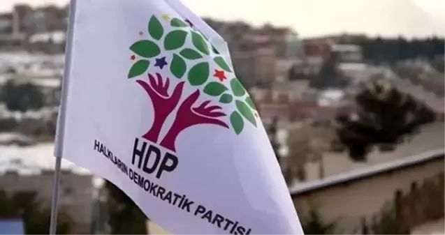 HDP'li Karayazı ilçe Belediye Başkanı Melike Göksu gözaltına alındı