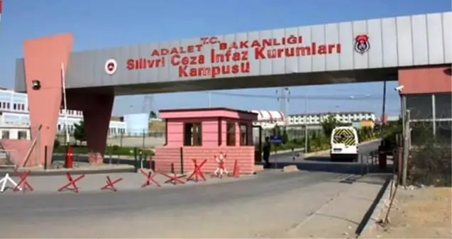 Silivri Cezaevi'ndeki tutuklu gazetecilerden iddia: Depremde koğuş kapıları açılmadı