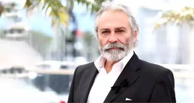 Haluk Bilginer'in yıllar önce BBC dizisinde türkü söylediği görüntüler ortaya çıktı