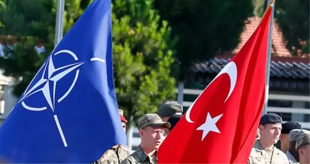 Fransa Ulusal Birlik Partisi Lideri Le Pen, Türkiye'nin NATO'dan çıkarılması çağrısı yaptı