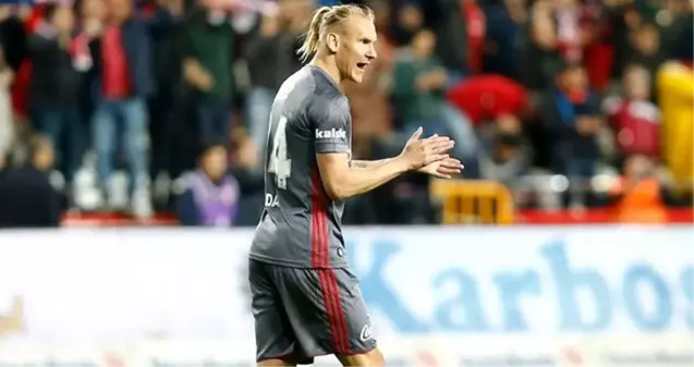 Domagoj Vida'nın menajeri konuştu: Kesinlikle Beşiktaş'ta kalacak!