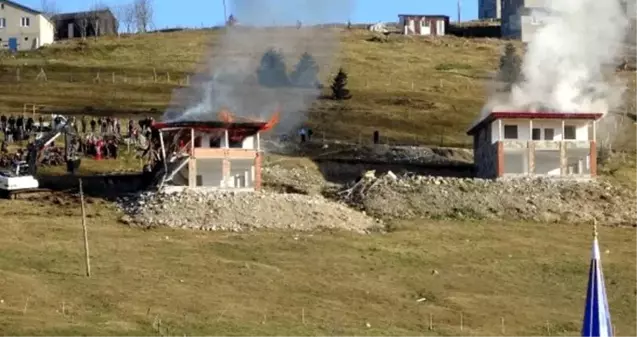 Trabzon'da olaylı yıkım! Yayla evleri sahipleri tarafından ateşe verildi