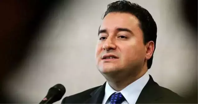 Yeni parti kurma çalışmalarını sürdüren Ali Babacan'ın TV kanalı alacağı iddia edildi